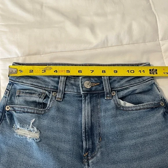 American Eagle Outfitters Light Blue Denim Jeans - Picture 7 of 10